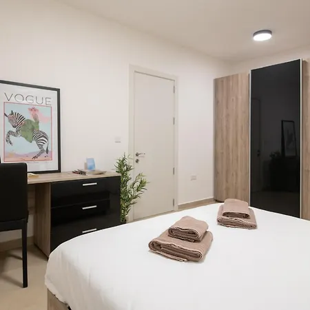 The Valley Collection - B7 Xagħra