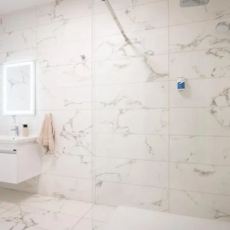 The Valley Collection - B7 * Xagħra