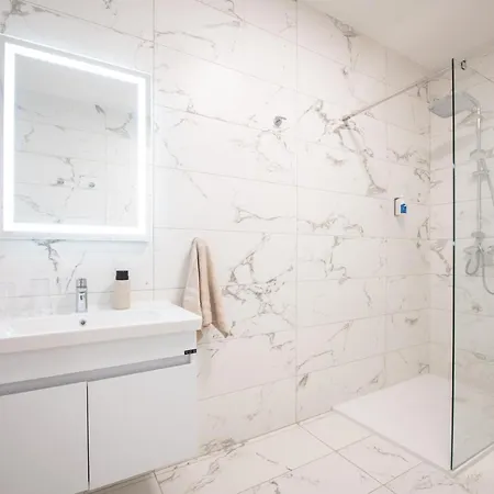 The Valley Collection - B7 * Xagħra